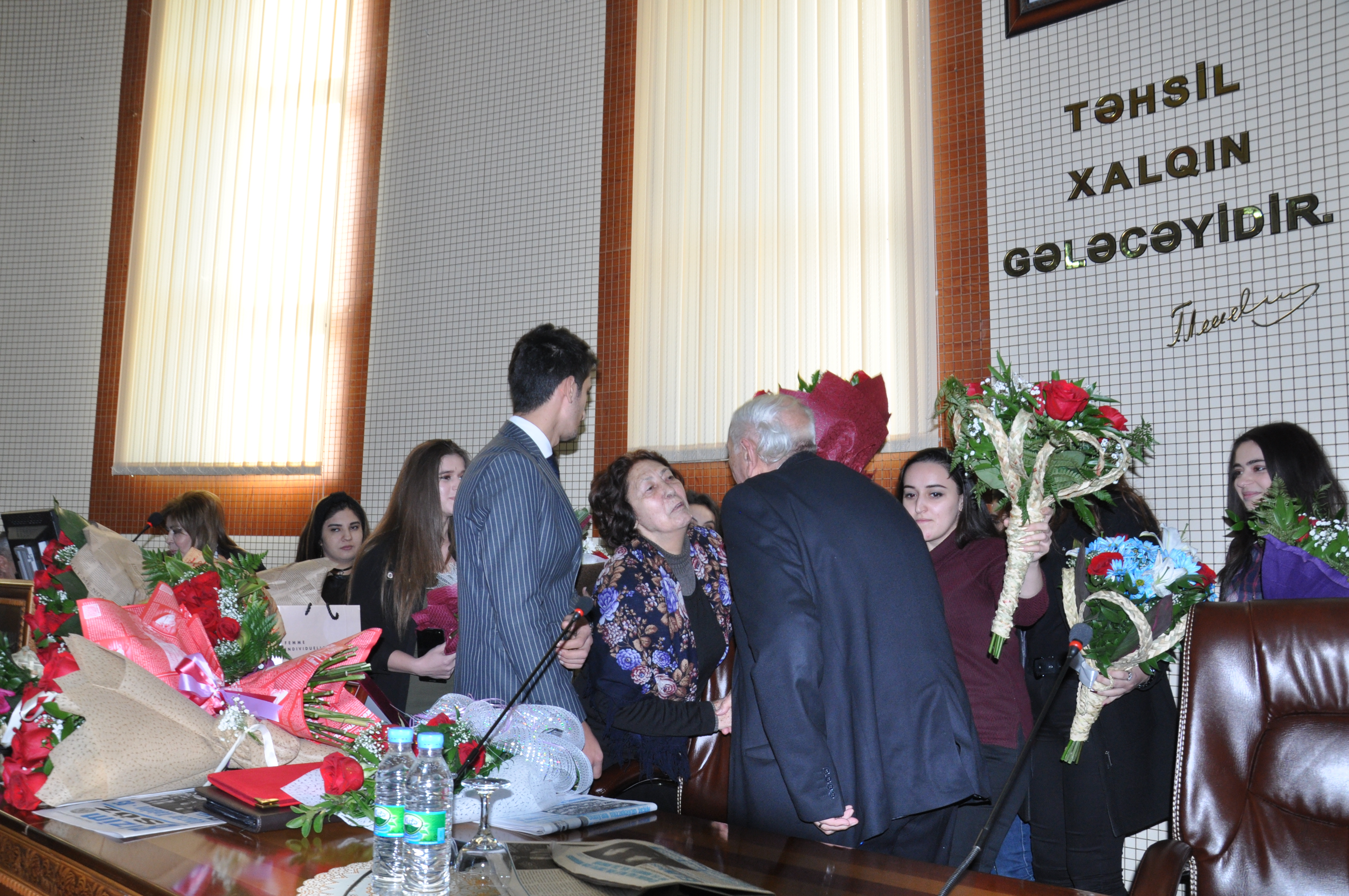 Professor Abuzər Xələfov foto arxiv