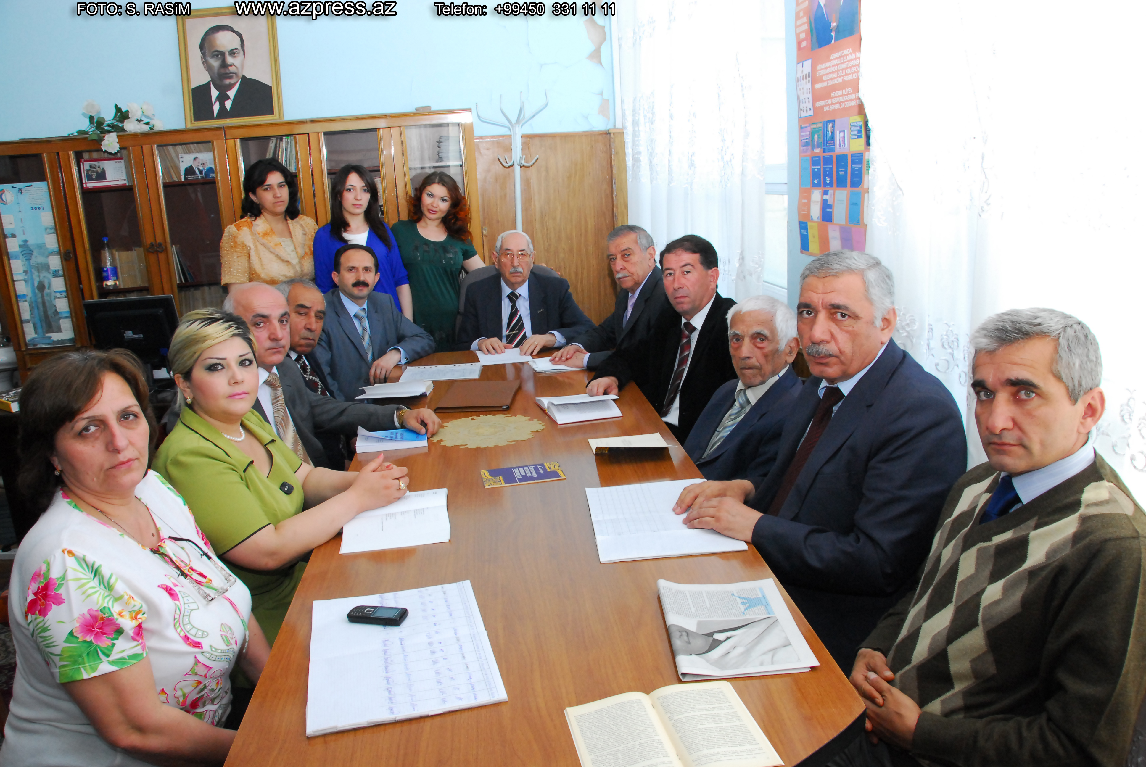Professor Abuzər Xələfov foto arxiv