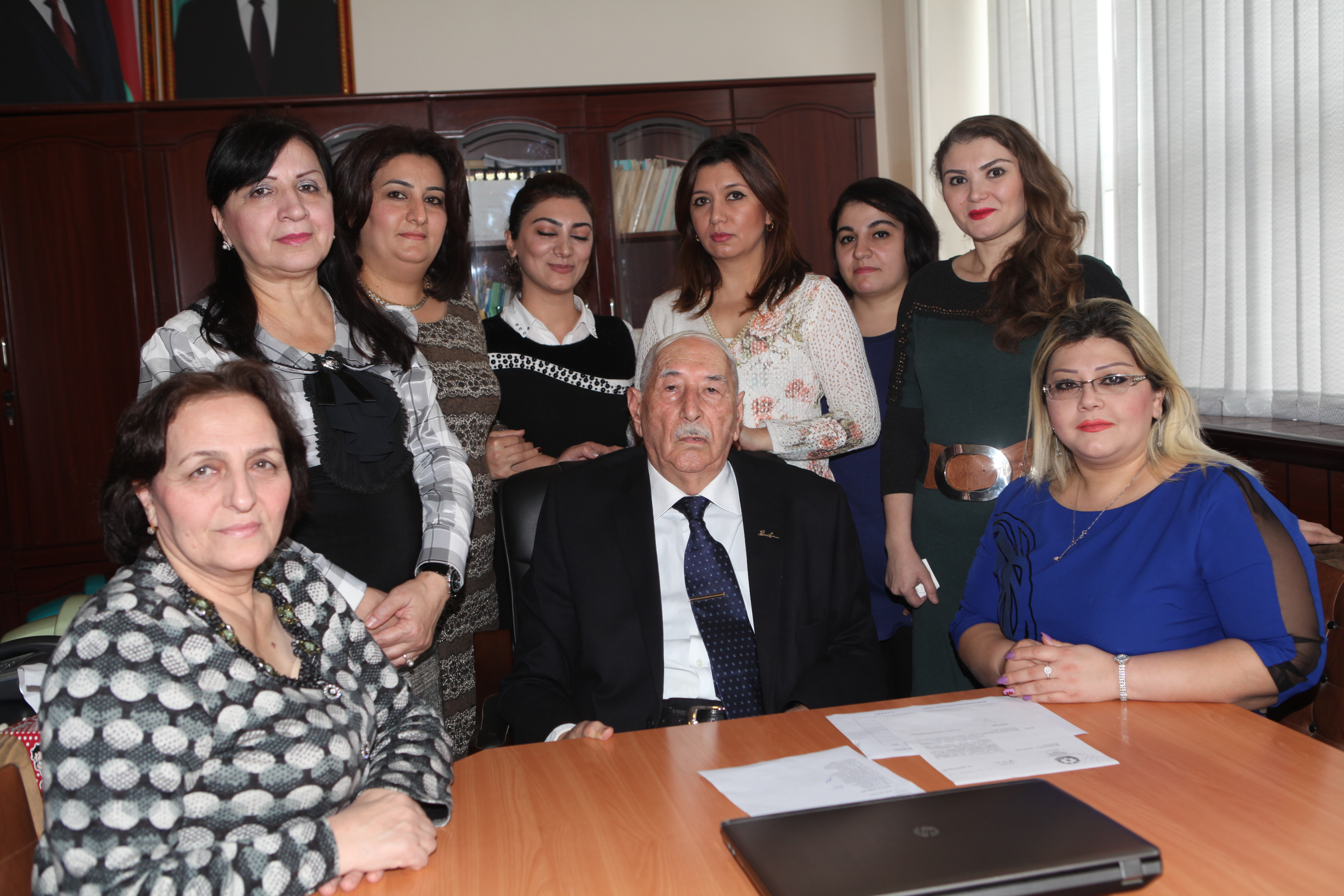Professor Abuzər Xələfov foto arxiv