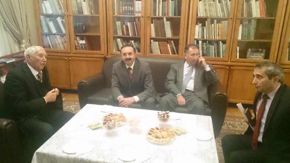 Professor Abuzər Xələfov foto arxiv