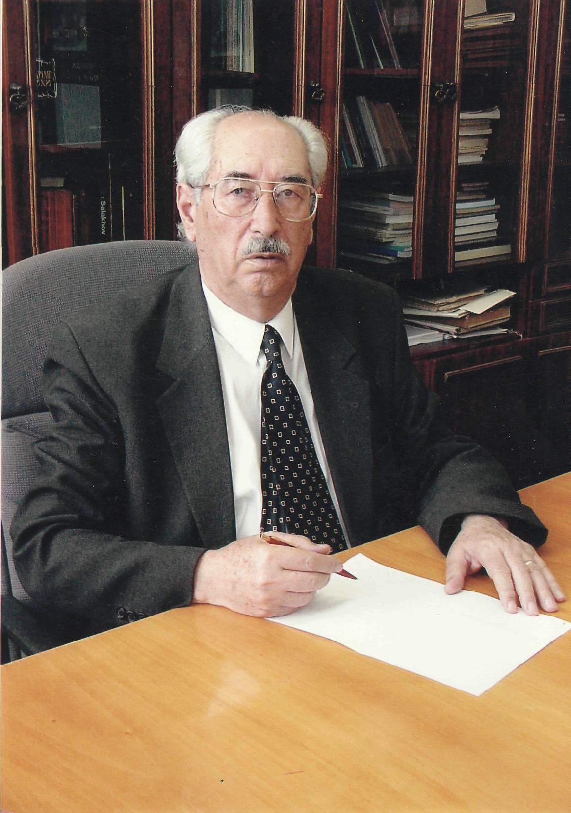 Professor Abuzər Xələfov foto arxiv