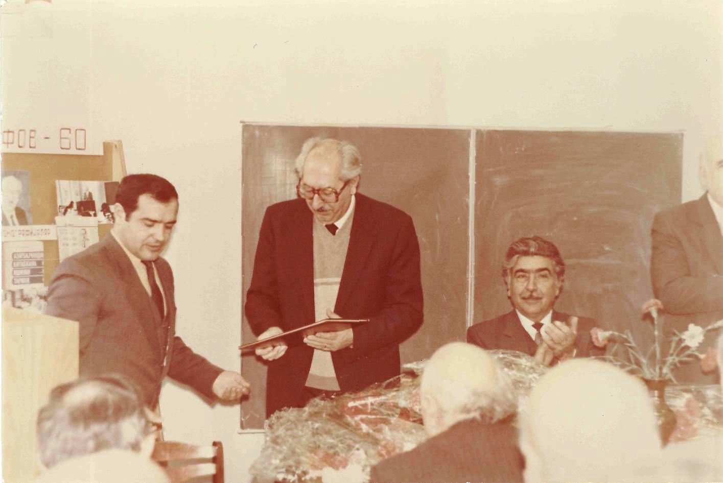 Professor Abuzər Xələfov foto arxiv